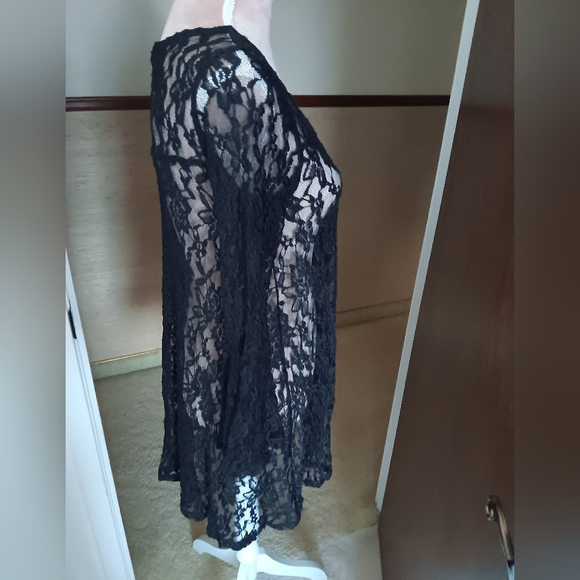 Mauve~Floral Lace Black Bell Sleeve Sheer Tunic Swim Cover Up - Picture 4 of 10